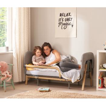 Tutti Bambini Cozee XL Junior Bed & Sofa Oak & Charcoal, легло близо до мен, трансфсформиращо се в стандартно легло и диван