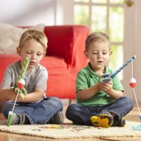 Melissa & Doug - Дървена игра с магнити - Риболов за под