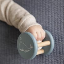 Дървена Дрънкалка Ролер с Топче Little Dutch Ocean