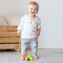 Дървена играчка за дърпане, Гъсеница Goula