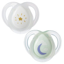 Ортодонтични залъгалки Tommee Tippee NIGHT TIME със светеща в тъмното дръжка 0-6м Бяла и синя с декор луна и звезда