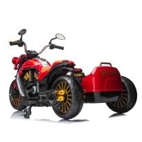 Детски акумулаторен мотор Chipolino Duo Tron червен