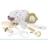 Хигиенен сет в несесер Bebe Confort 0+м 8 части