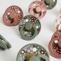 Залъгалки Bibs Liberty Colour Chamomile Lawn, Pine Mix, 0-6 м