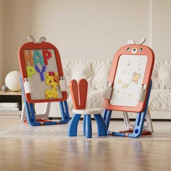 Детска дъска 2 в 1 с конструктор 60 части и стол, Feelkids Червено зайче