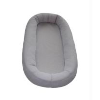 Дишаща възглавница BabyDan Cuddle Nest Grey