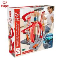 Детски дървен комплект за игра Hape, Състезателна каскадна писта с гараж