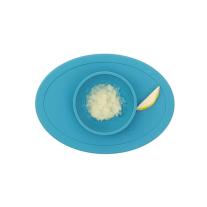 Обучителна силиконова купа с вградена вакуумна подлжка Ezpz 4 + месеца Tiny Bowl Blue