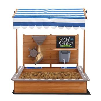 Детски Дървен Пясъчник GINGER HOME с Регулируем Покрив – с Пясъчна Мелница, Писта за Колички и Аксесоари