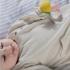 Комплект 2 броя играчки гривни дрънкалки Mamas & Papas Babyplay Lion and Lemon