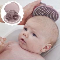 Анти-бактериална силиконова четка Shnuggle Blossom