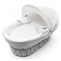 Kinder Valley Бяла плетена кошница за новородено бебе с бял спален комплект тип вафлички