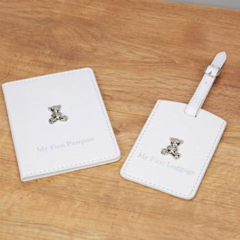 Калъф за паспорт и табелка Widdop Bambino White