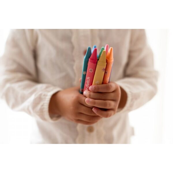 7085-rosa's-wax-crayons-126701-1 - 800 x 532-1000x1000w 7085-rosa's-wax-crayons-126701-1 - 800 x 532-1000x1000w