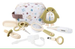 Хигиенен сет в несесер Bebe Confort 0+м 8 части