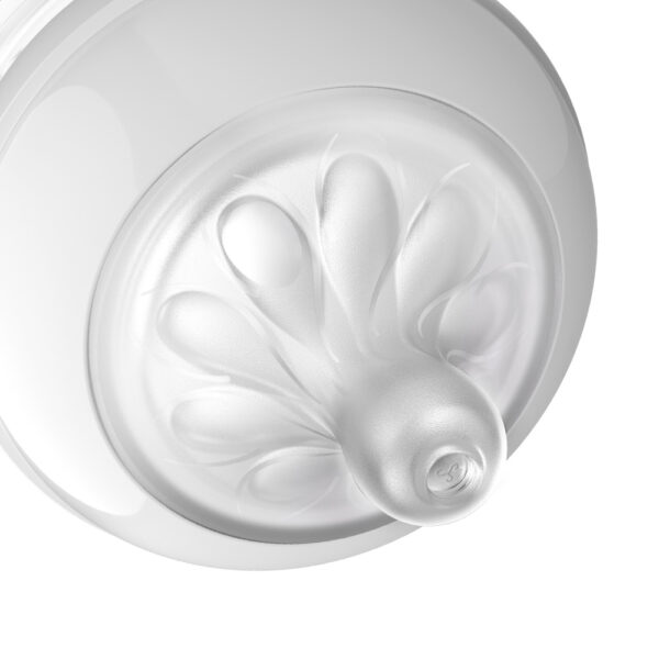 SCY961-02_Natural-response-Flow-1-detail-biberon-1774868615-LVJJtn SCY961-02_Natural-response-Flow-1-detail-biberon-1774868615-LVJJtn