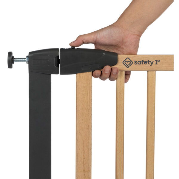 SF.0098-safety-first-pregrada-za-vrata-darvo-i-metal_detail-otvaryane-1774872272-NG3XNO SF.0098-safety-first-pregrada-za-vrata-darvo-i-metal_detail-otvaryane-1774872272-NG3XNO