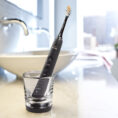elektricheska-chetka-za-zabi-sonicare-HX9911-17-cherna-s-chasha-1774870428-DeO8yG
