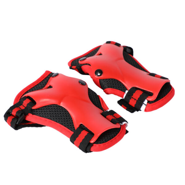 komplekt-nalakatnitsi-nakolenki-i-protektori-za-dlanite-ferrari-razmer-s-982385958-1774056555-Ul9hgg komplekt-nalakatnitsi-nakolenki-i-protektori-za-dlanite-ferrari-razmer-s-982385958-1774056555-Ul9hgg
