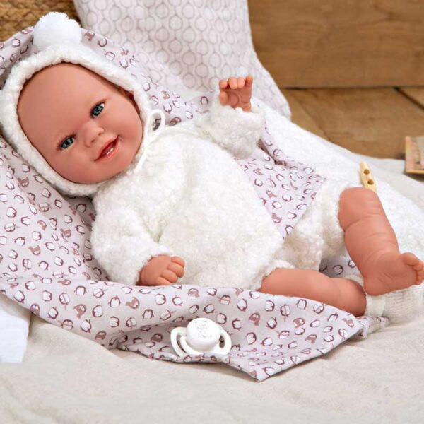 kukla-bebe-beatris-s-byal-puhkav-toalet-i-odeyalo-realno-teglo-35-sm-835147589-1774057445-fPKfk6 kukla-bebe-beatris-s-byal-puhkav-toalet-i-odeyalo-realno-teglo-35-sm-835147589-1774057445-fPKfk6