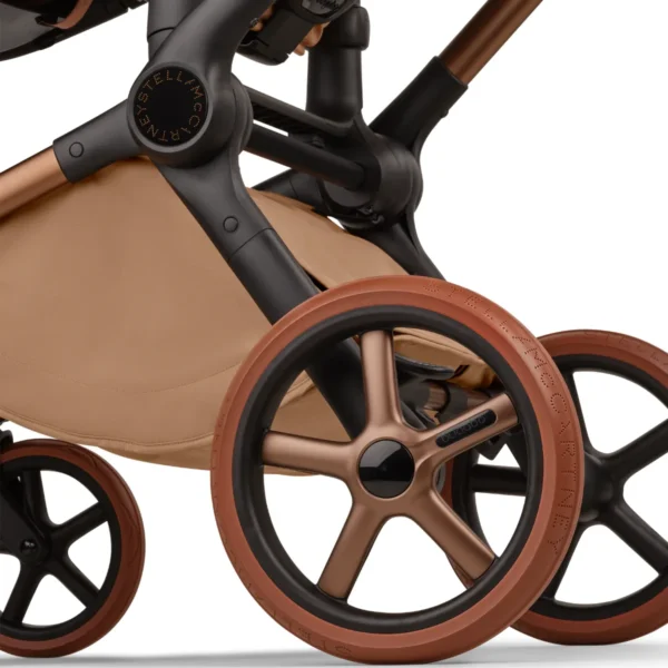 detska-kolicka-bugaboo-x-stellamccartney-fox-5-renew- (26) detska-kolicka-bugaboo-x-stellamccartney-fox-5-renew- (26)