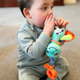 visyashta-igrachka-playgro---dinozavar-deni-35