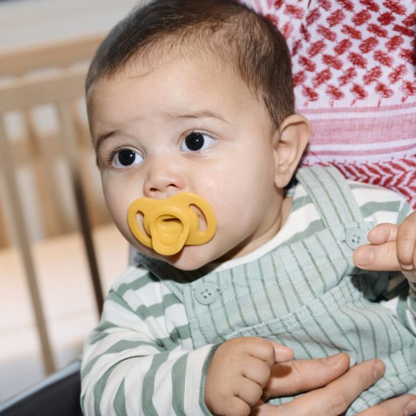 TT.0304-Tommee-Tippee-Zalagalki-UltraLight-Stay-Put_yellow-babyboy-1792617714-igGw5b TT.0304-Tommee-Tippee-Zalagalki-UltraLight-Stay-Put_yellow-babyboy-1792617714-igGw5b