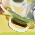 TT.0307-Tommee-Tippee-Soothers-Night-Light-0-6m_green-shield-1792876398-OoH7LM